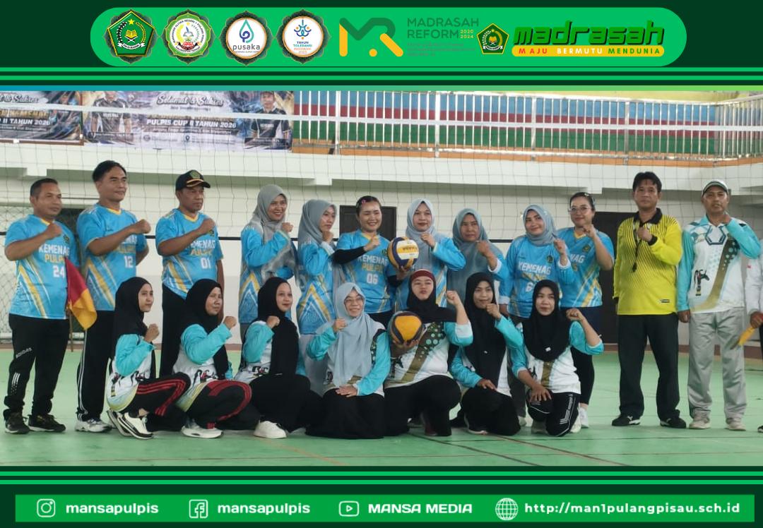 TIM VOLI GURU PUTRI MAN 1 PULANG PISAU PLUS KETERAMPILAN BERHASIL MERAIH JUARA