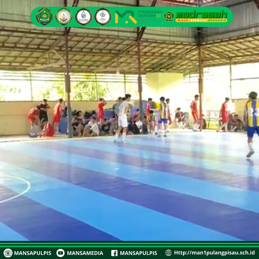 PERTANDINGAN FUTSAL MANSACUO ANTARA SMKN 1 PULANG PISAU DAN SMAN 1 KAPUAS A