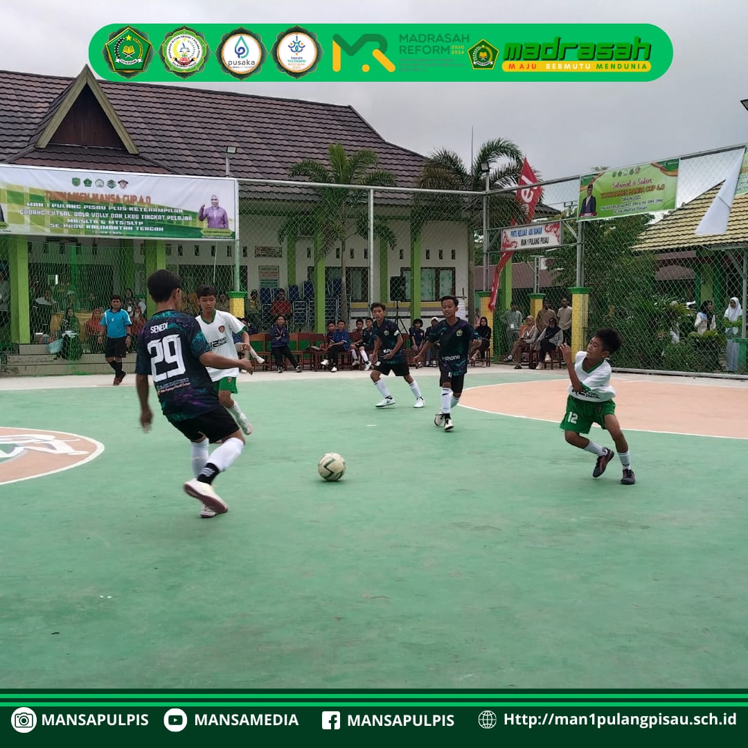 PERTANDINGAN FUTSAL PONDOK PESANTREN DARUL FALAH VS MTSN 1 PULANG PISAU